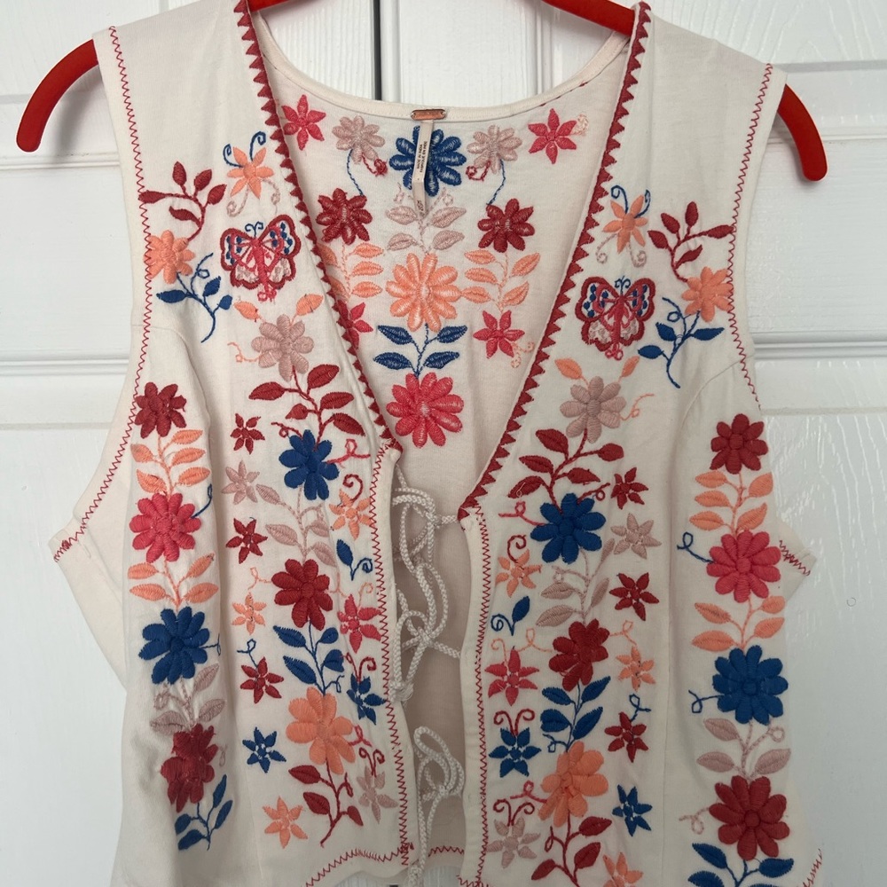 Free People Vest - Worn Once - Looks brand new!
